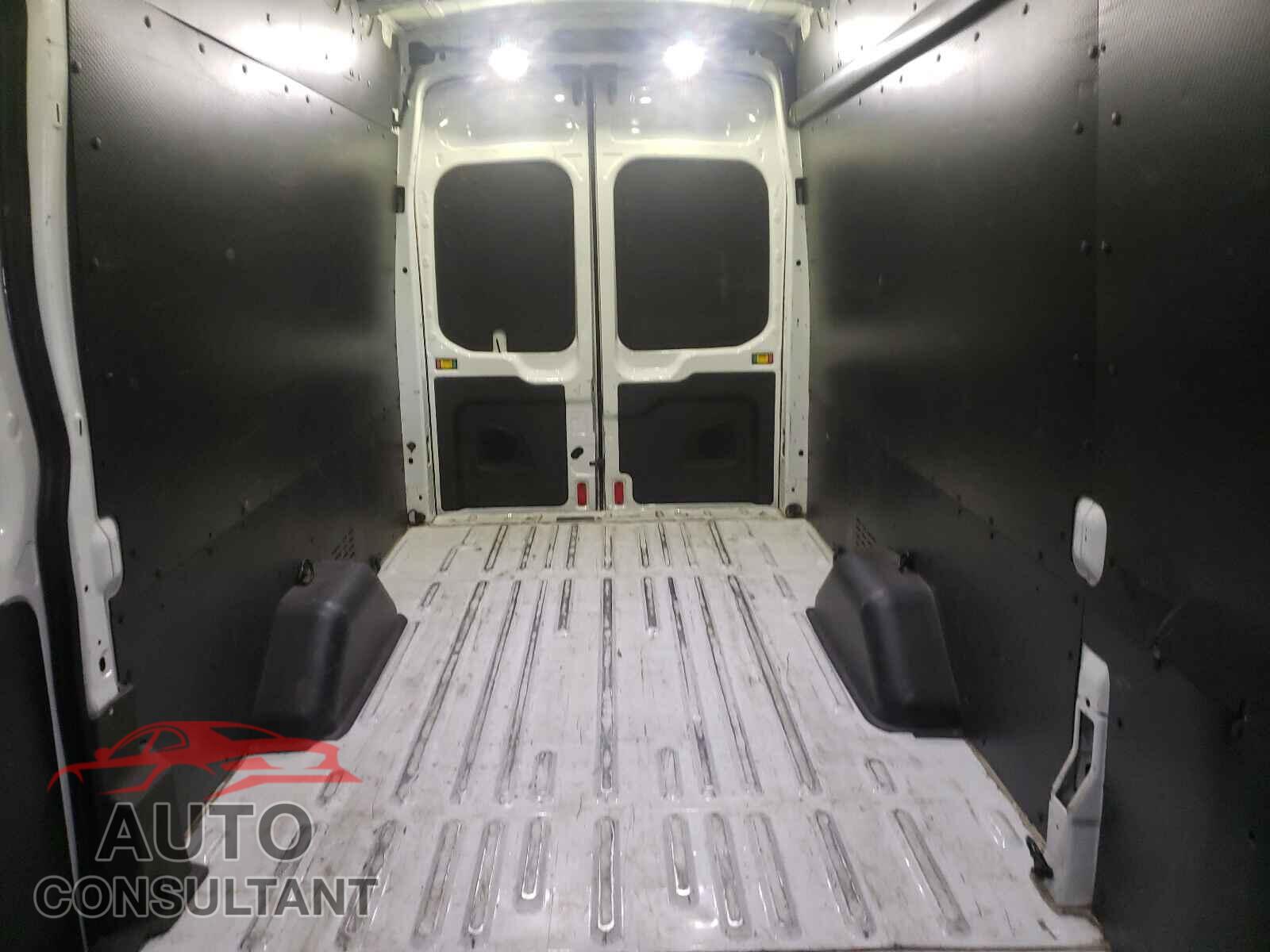 FORD TRANSIT CO 2017 - 1FTBW3XMXHKA17096