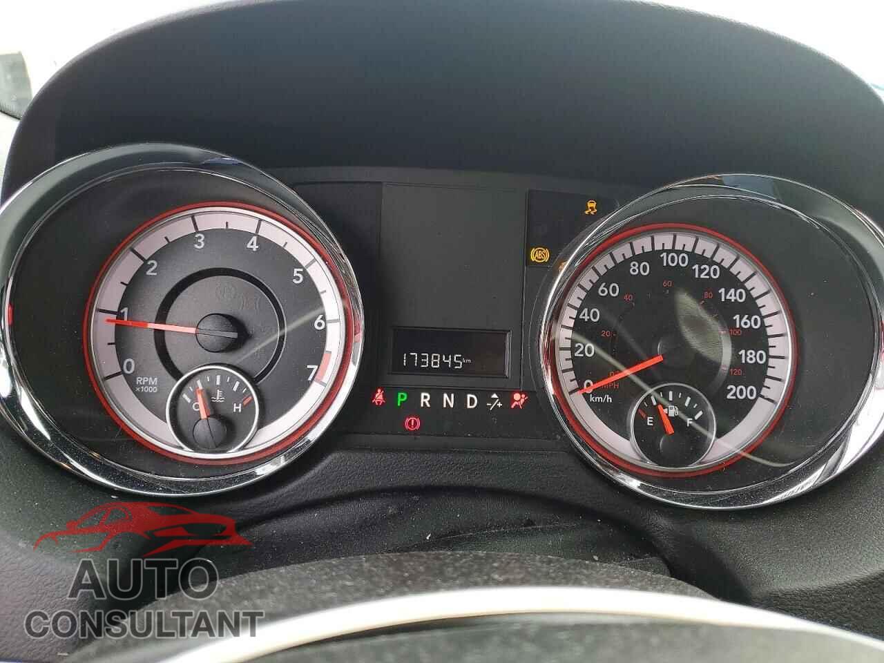 DODGE CARAVAN 2018 - 2C4RDGBG2JR243900