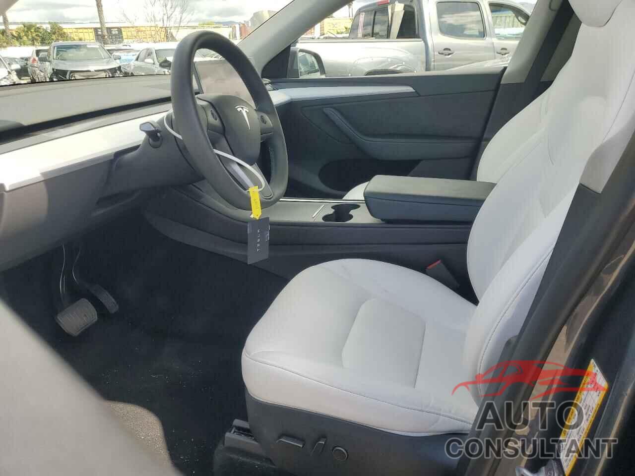 TESLA MODEL Y 2023 - 7SAYGDEE7PA211007