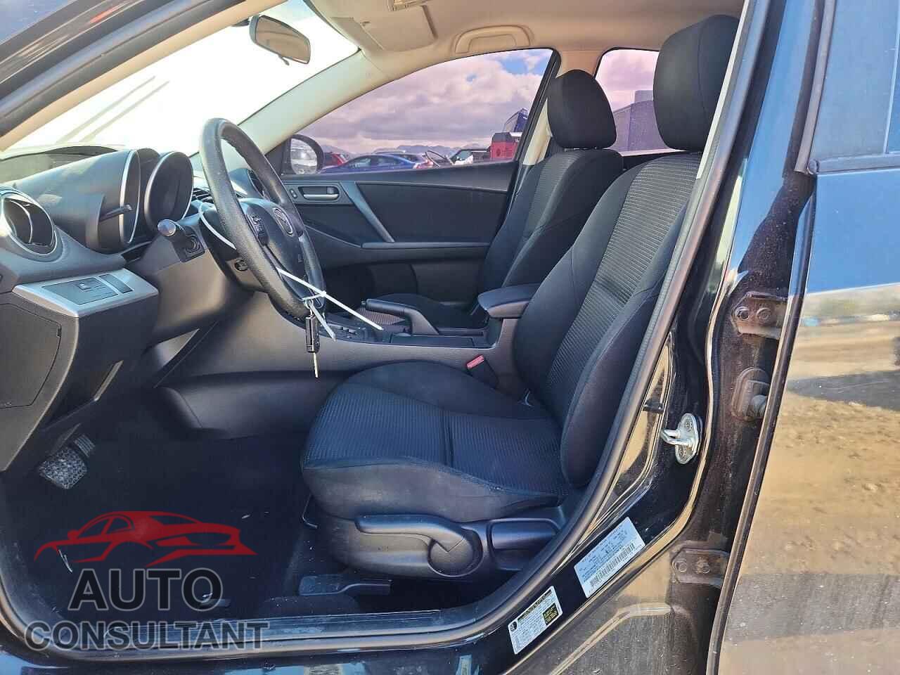 MAZDA 3 2013 - JM1BL1TF2D1844241