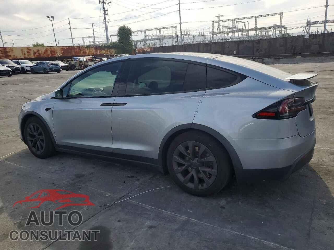 TESLA MODEL X 2024 - 7SAXCDE55RF458345