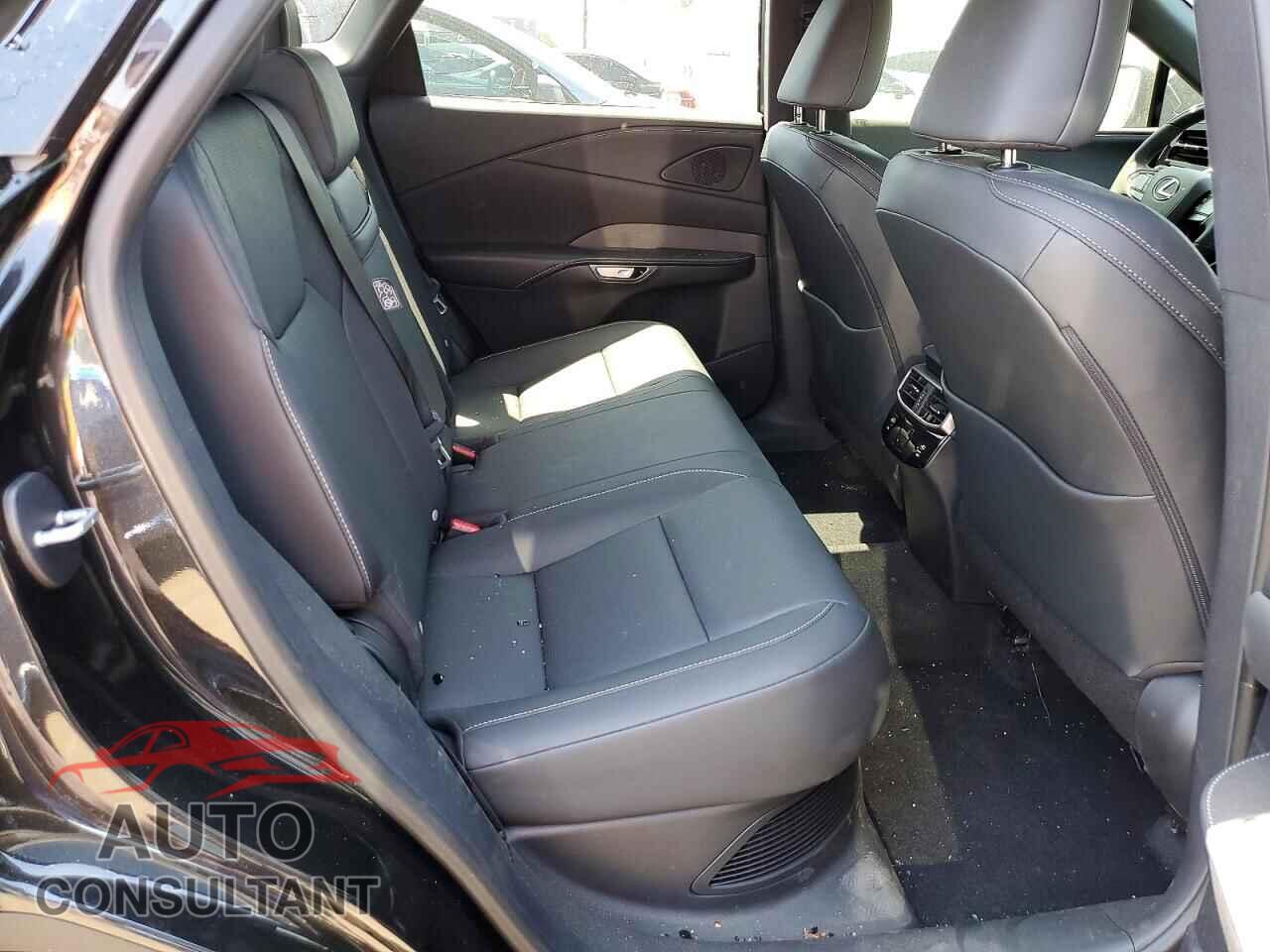 LEXUS UNKNOWN 2026 - 2T2BBMCA5TC118243