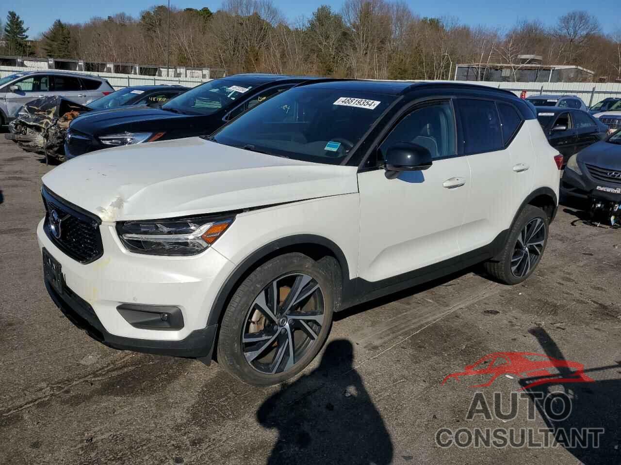 VOLVO XC40 2021 - YV4162UM8M2422214