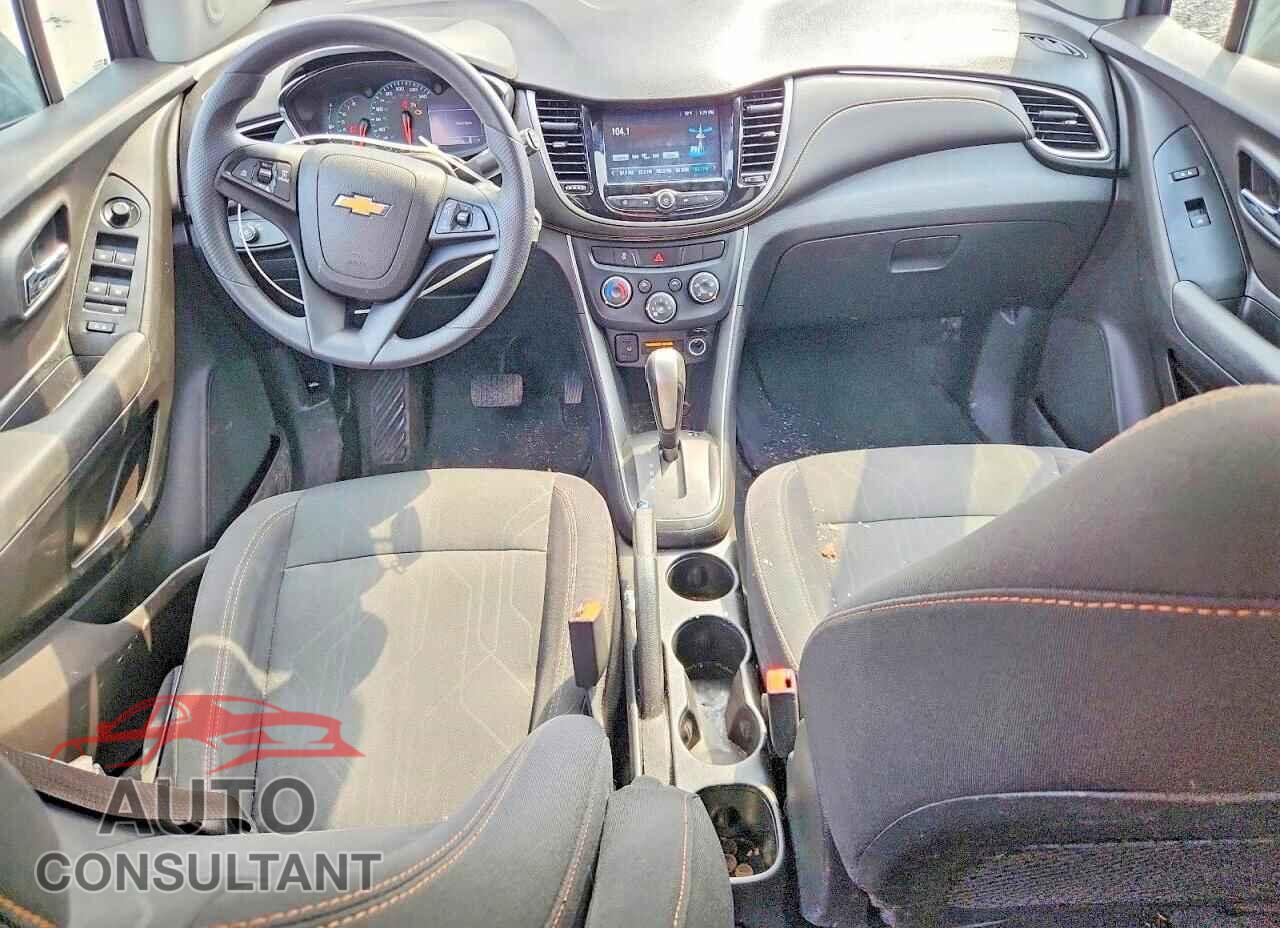 CHEVROLET TRAX 2017 - 3GNCJLSB3HL186181