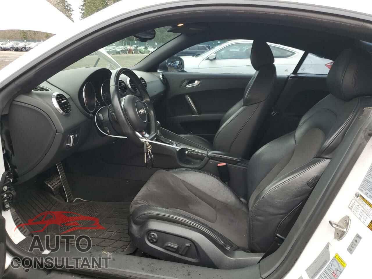 AUDI TT 2013 - TRUBFAFK2D1002957