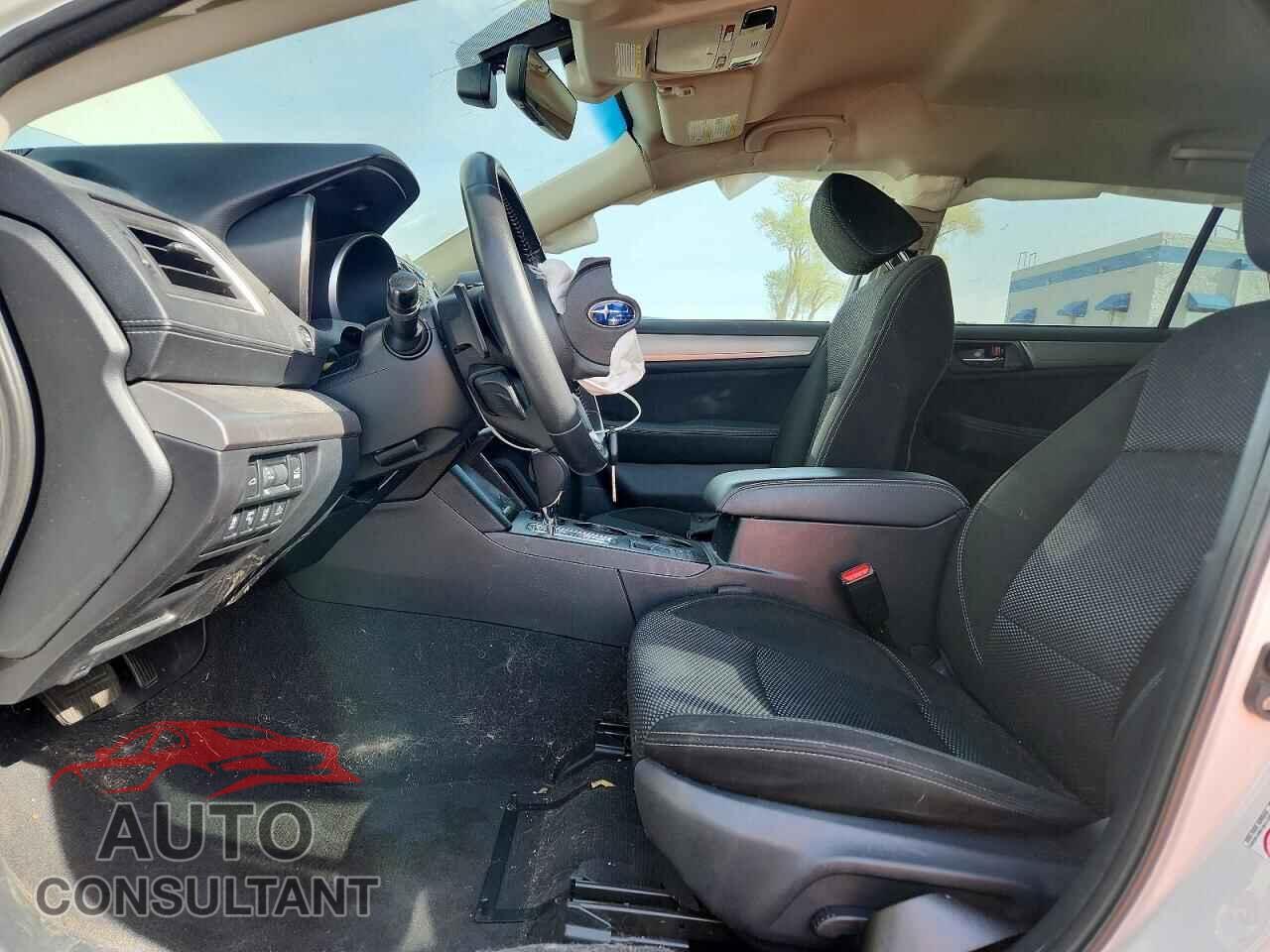 SUBARU OUTBACK 2018 - 4S4BSAFC1J3389155