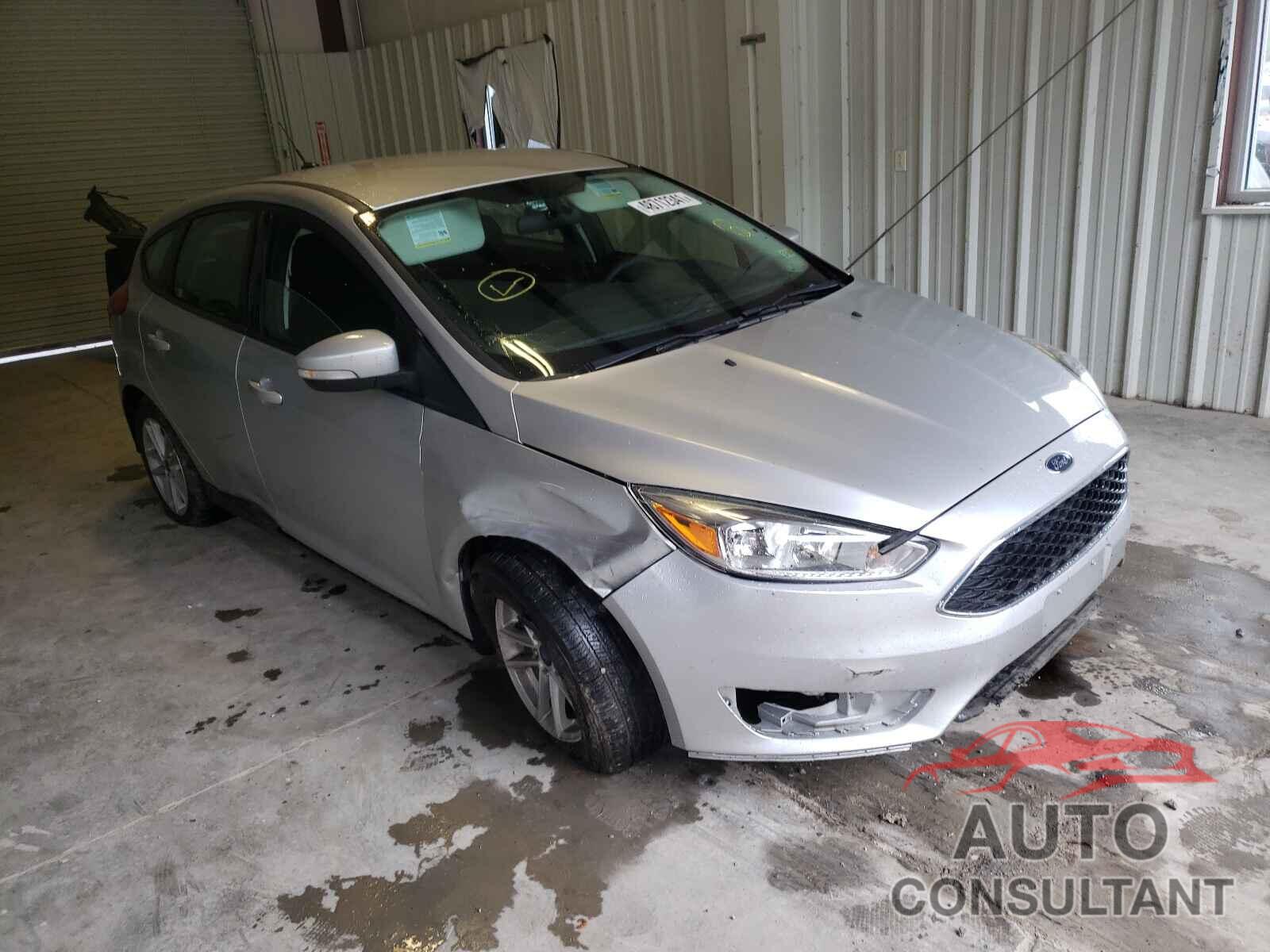 FORD FOCUS 2017 - 1FADP3K20HL290964
