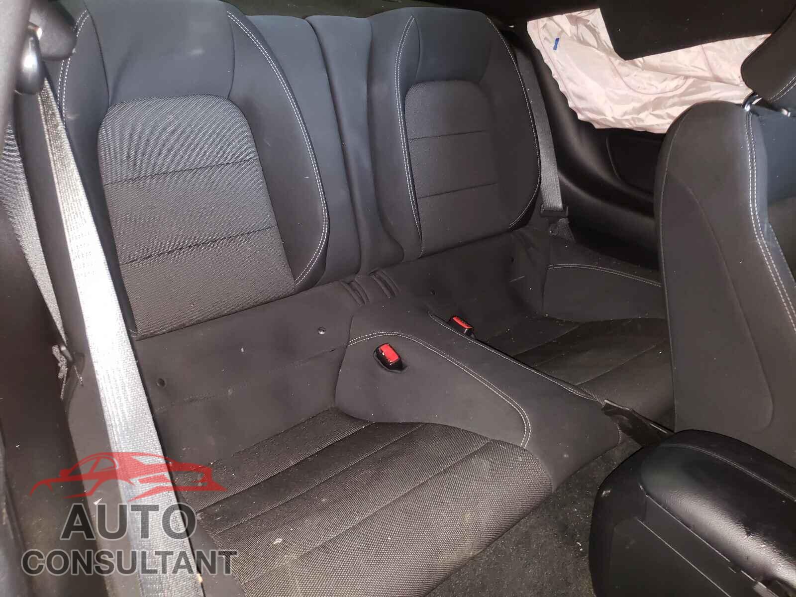 FORD MUSTANG 2017 - 1FA6P8AM8H5230752