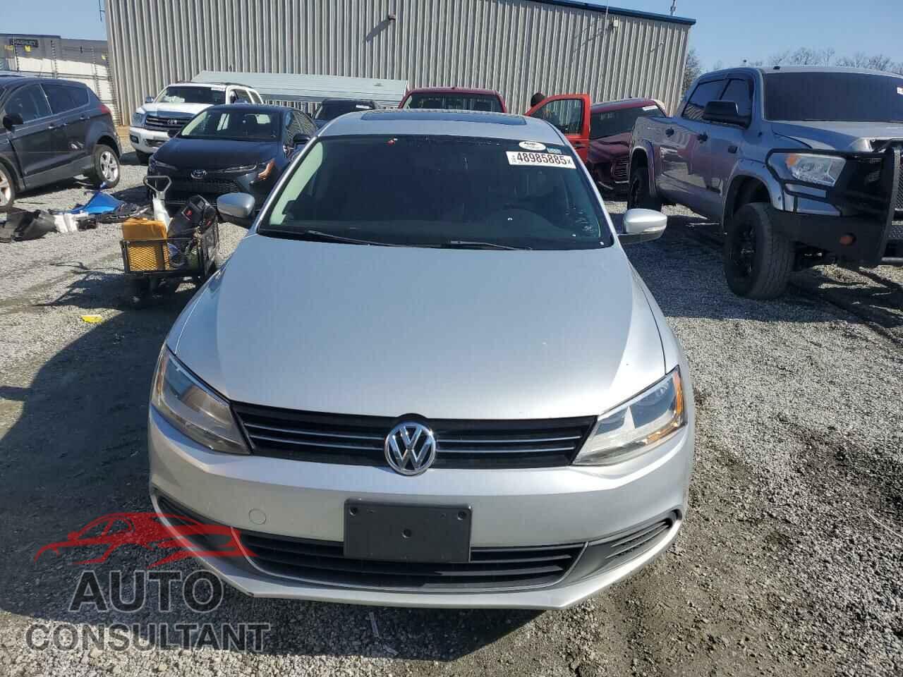 VOLKSWAGEN JETTA 2013 - 3VW3L7AJ1DM407748
