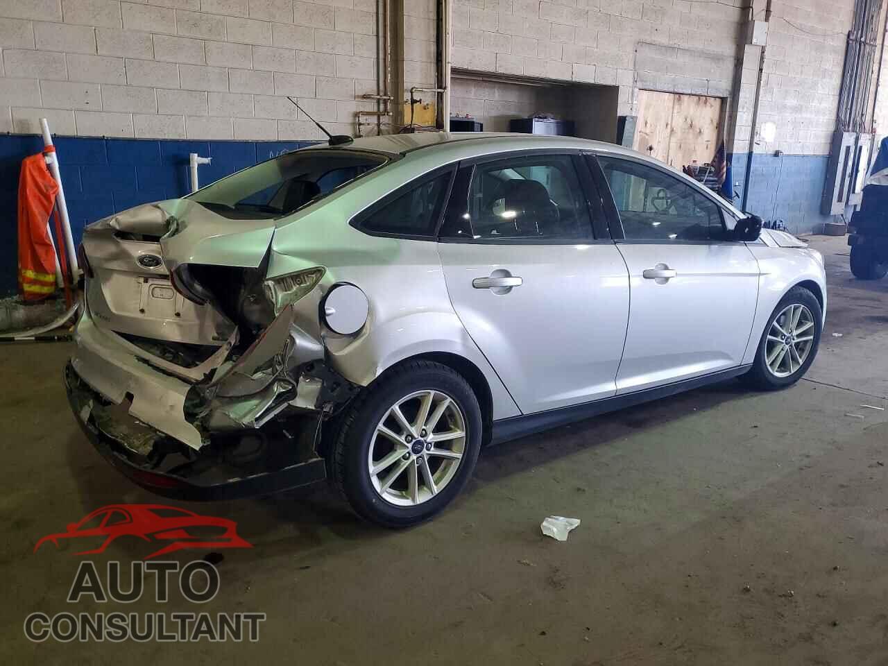 FORD FOCUS 2016 - 1FADP3F23GL318832