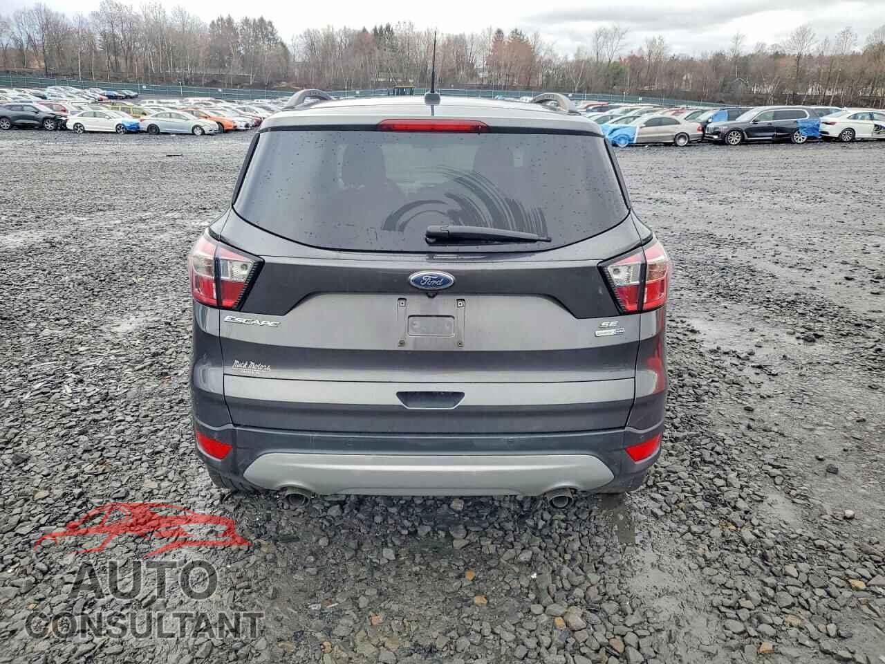 FORD ESCAPE 2017 - 1FMCU9GD9HUE20001