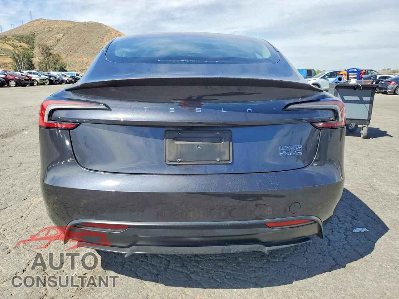 TESLA MODEL 3 2024 - 5YJ3E1ET8RF827766