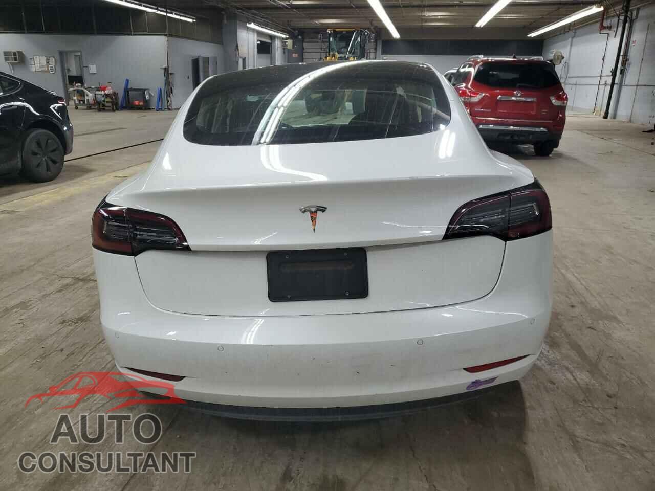 TESLA MODEL 3 2019 - 5YJ3E1EA2KF466782