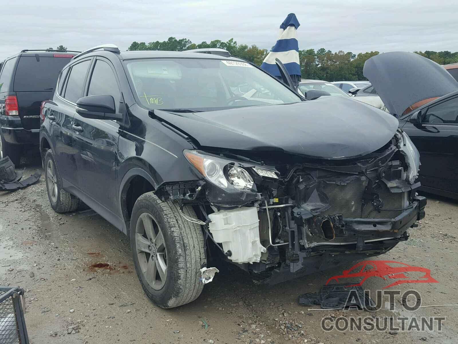 TOYOTA RAV4 XLE 2015 - 2T3WFREV8FW175182