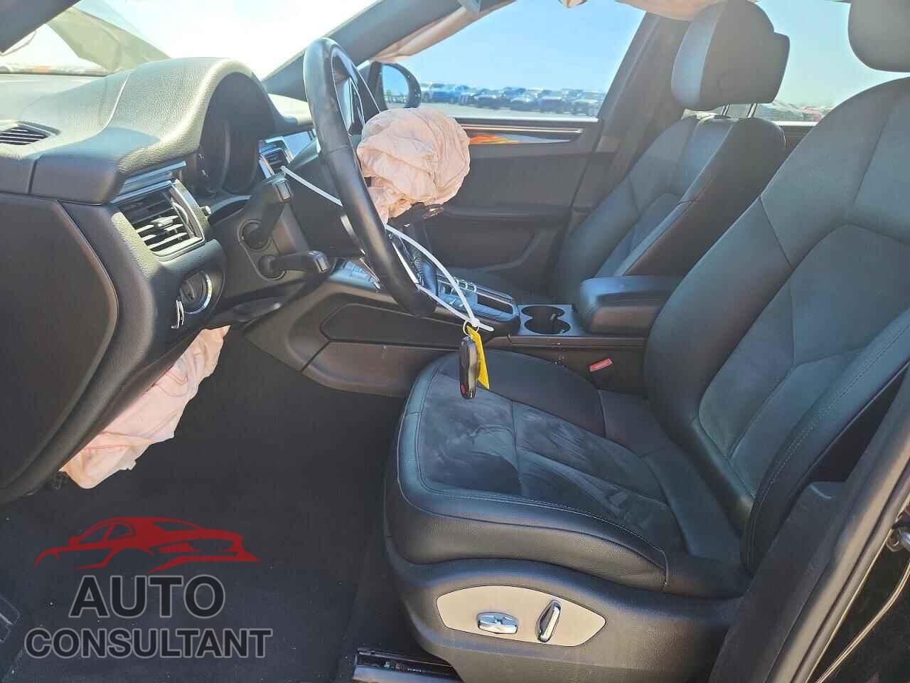 PORSCHE MACAN 2018 - WP1AA2A56JLB03476