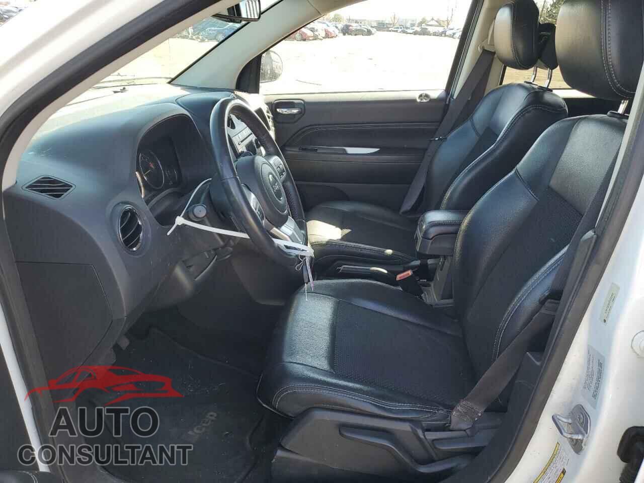 JEEP COMPASS 2016 - 1C4NJCEA8GD632995