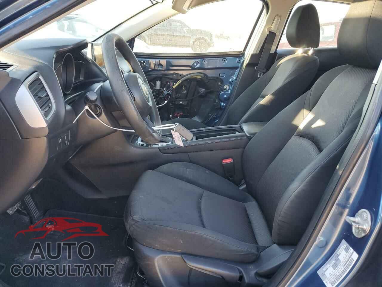 MAZDA 3 2017 - 3MZBN1K7XHM139536