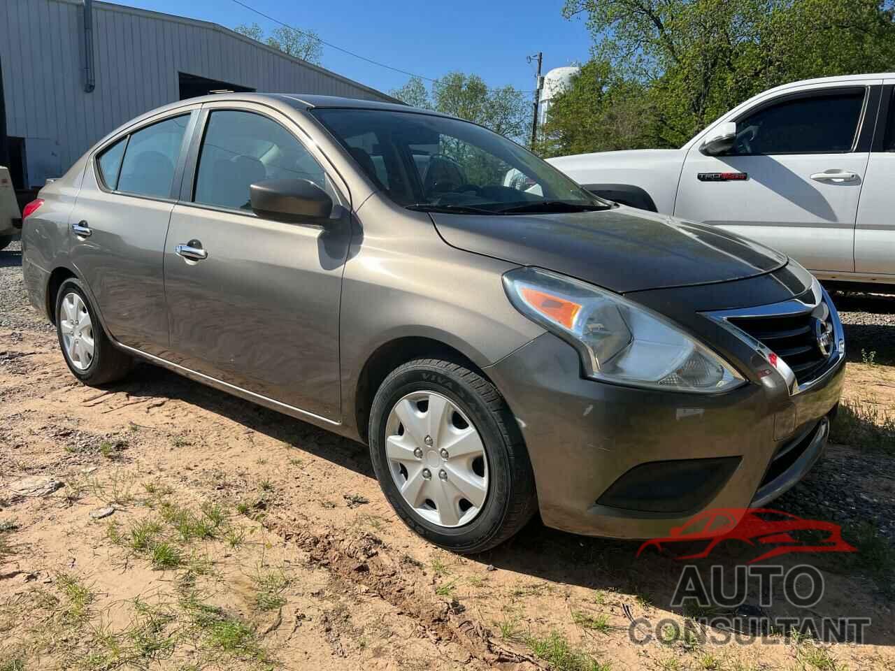 NISSAN VERSA 2015 - 3N1CN7AP8FL912361