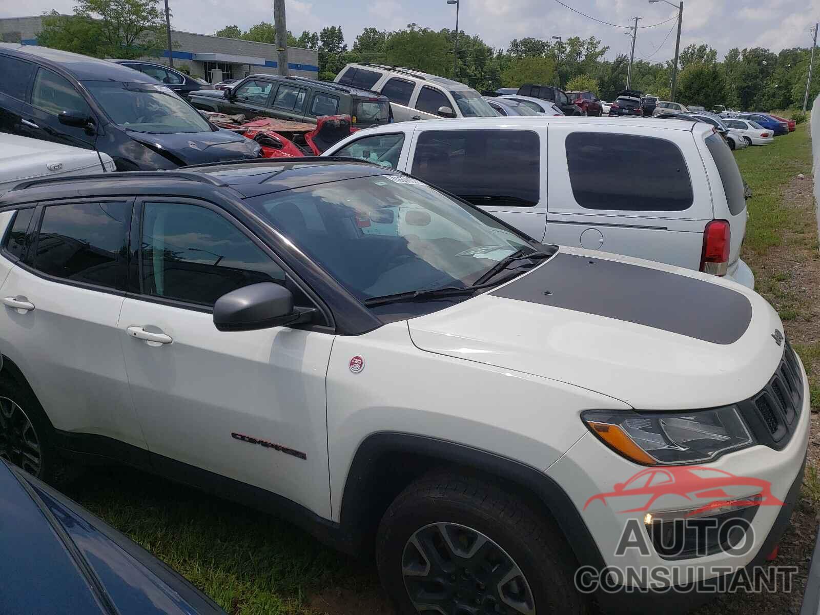 JEEP COMPASS 2019 - 3C4NJDDB0KT683877