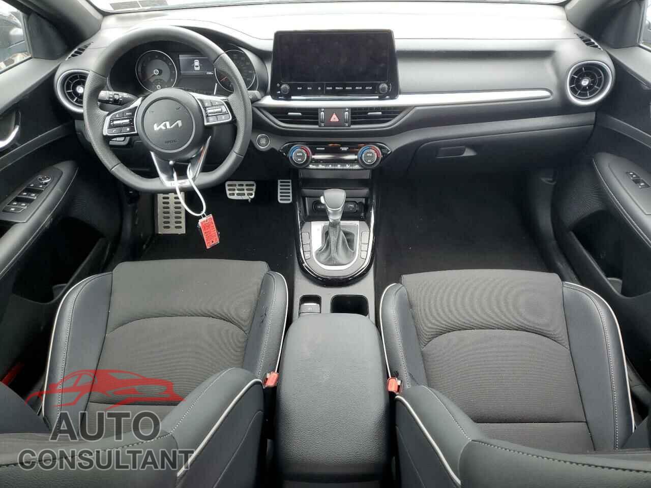 KIA FORTE 2024 - 3KPF54AD4RE717381