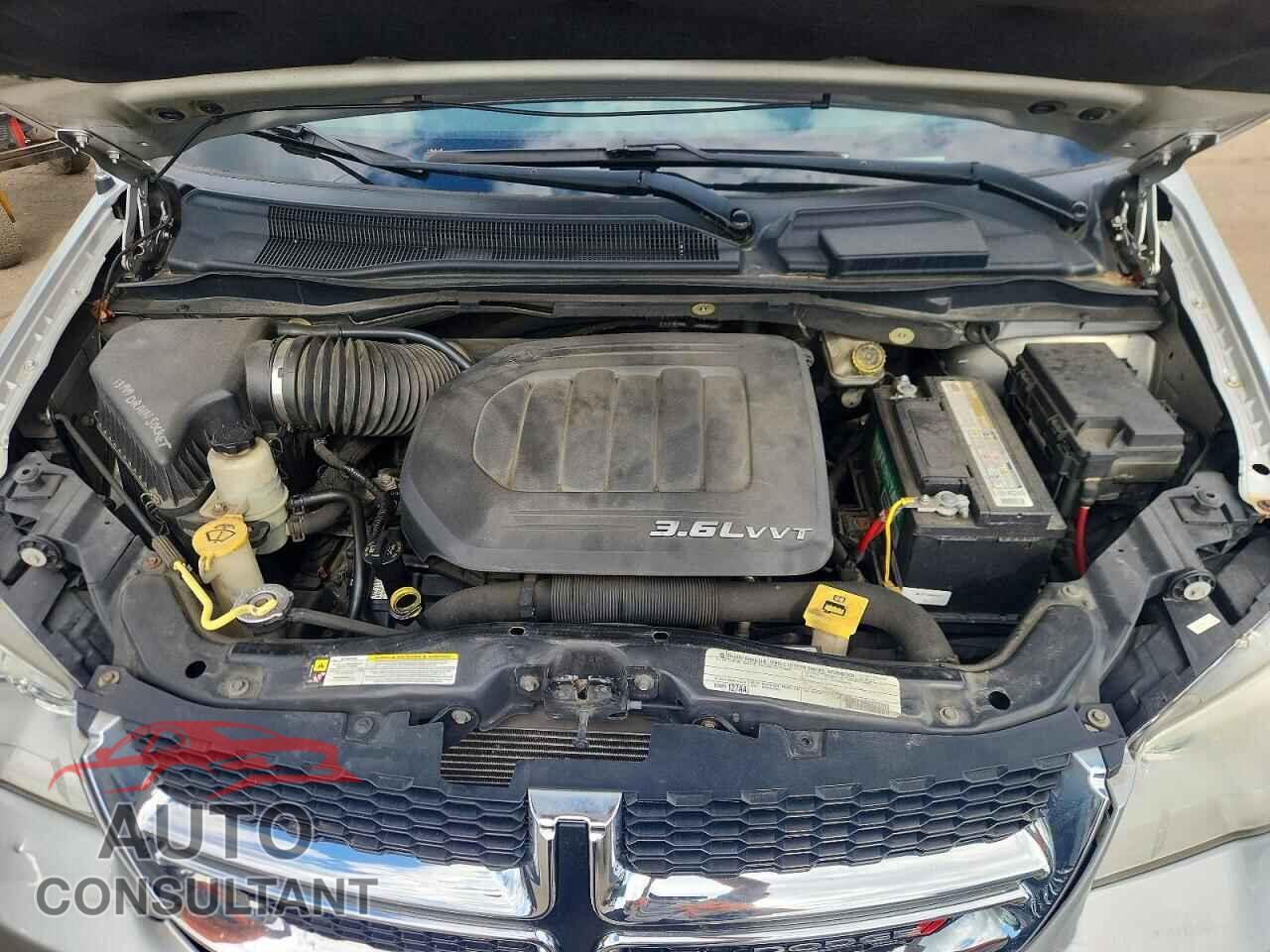 DODGE CARAVAN 2011 - 2D4RN3DG5BR739099