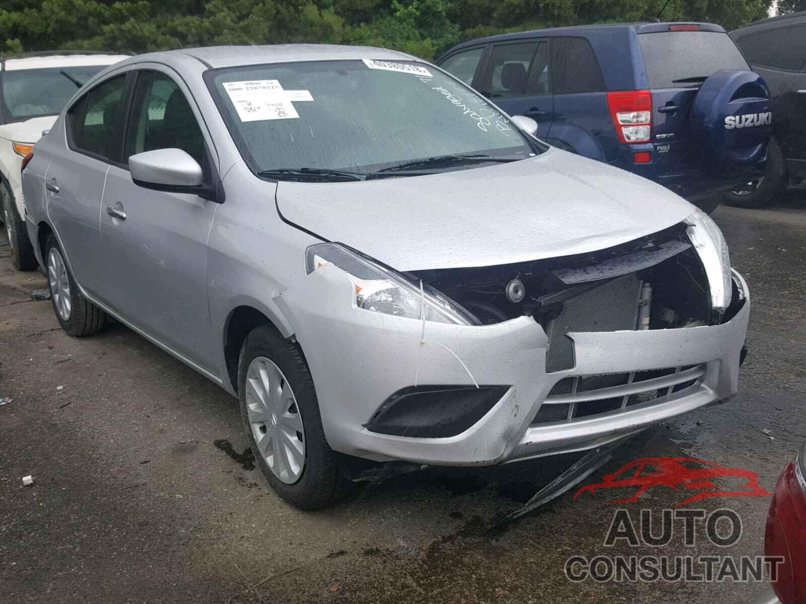 NISSAN VERSA 2018 - 3N1CN7AP9JL862952