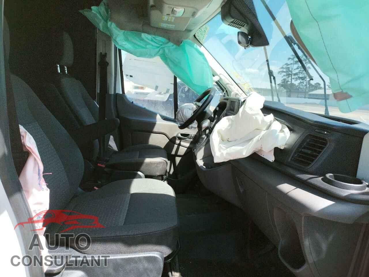 FORD TRANSIT CO 2020 - 1FTBR1C87LKA06859