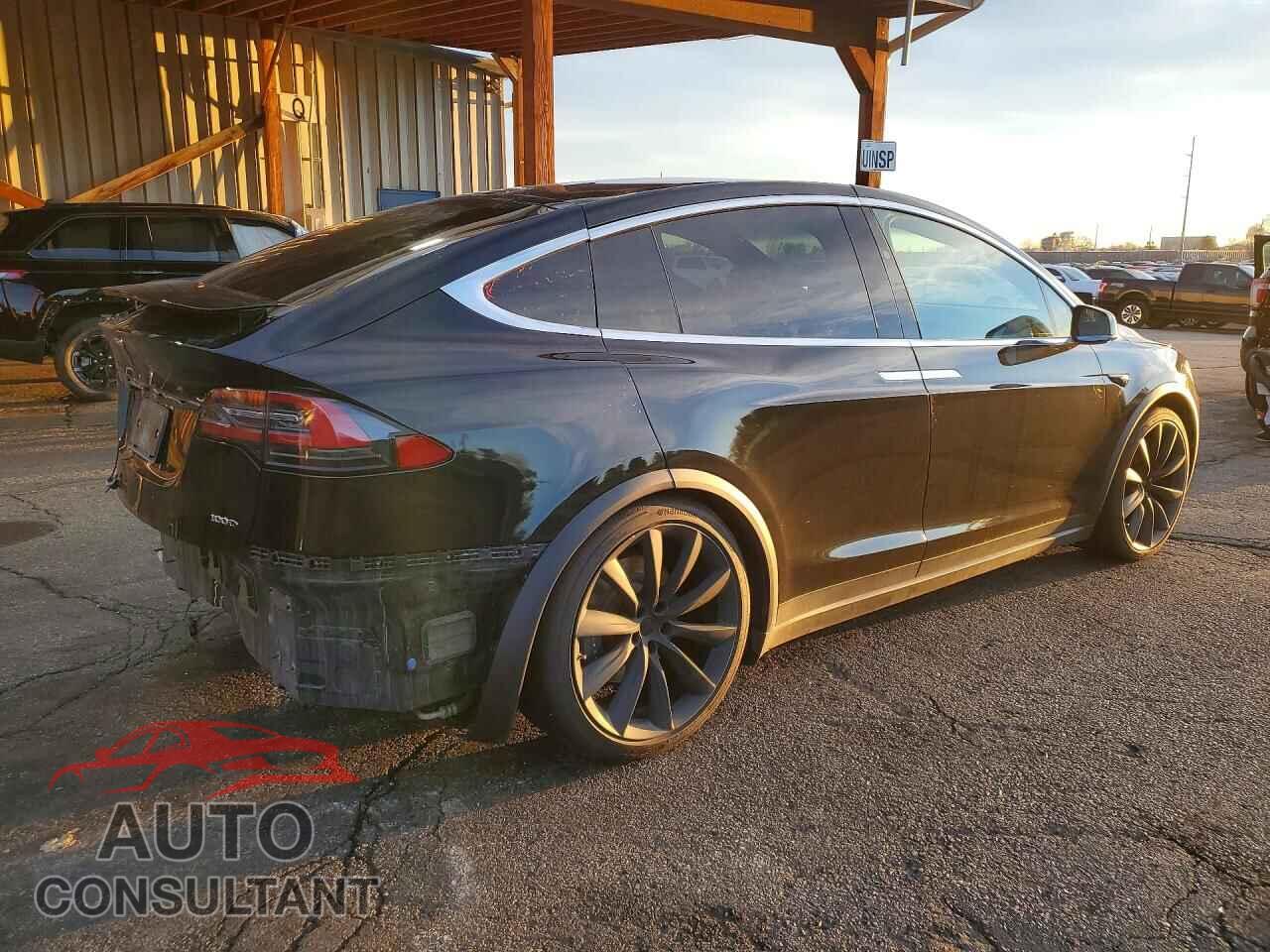 TESLA MODEL X 2017 - 5YJXCBE29HF060691