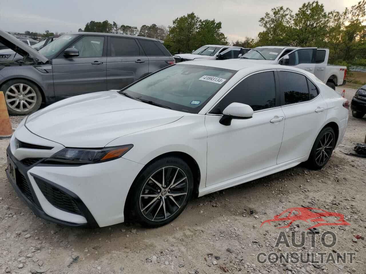 TOYOTA CAMRY 2021 - 4T1G11AK8MU439409