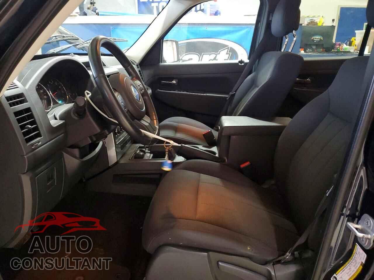 JEEP LIBERTY 2011 - 1J4PN2GK0BW578421