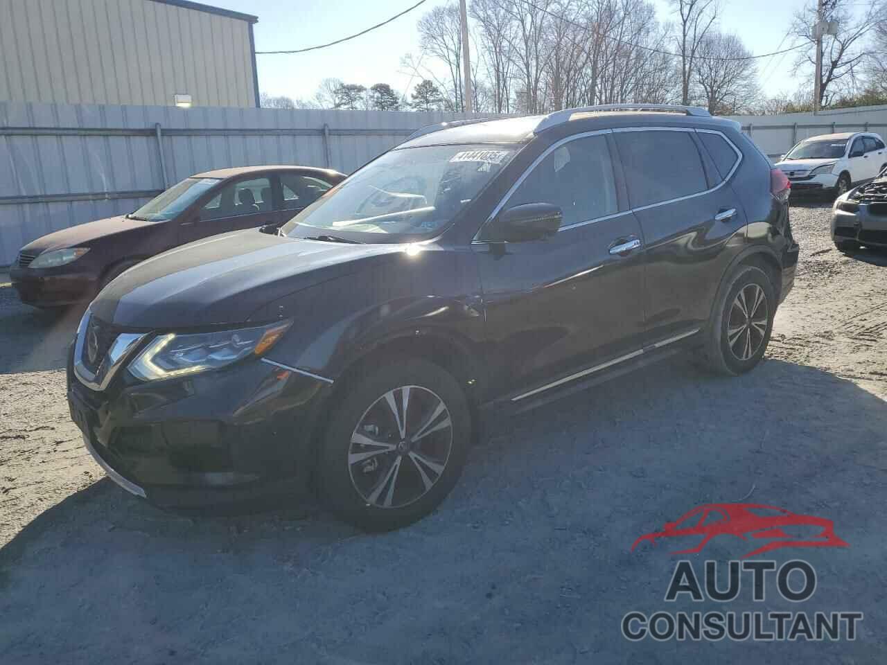 NISSAN ROGUE 2018 - JN8AT2MV7JW307472