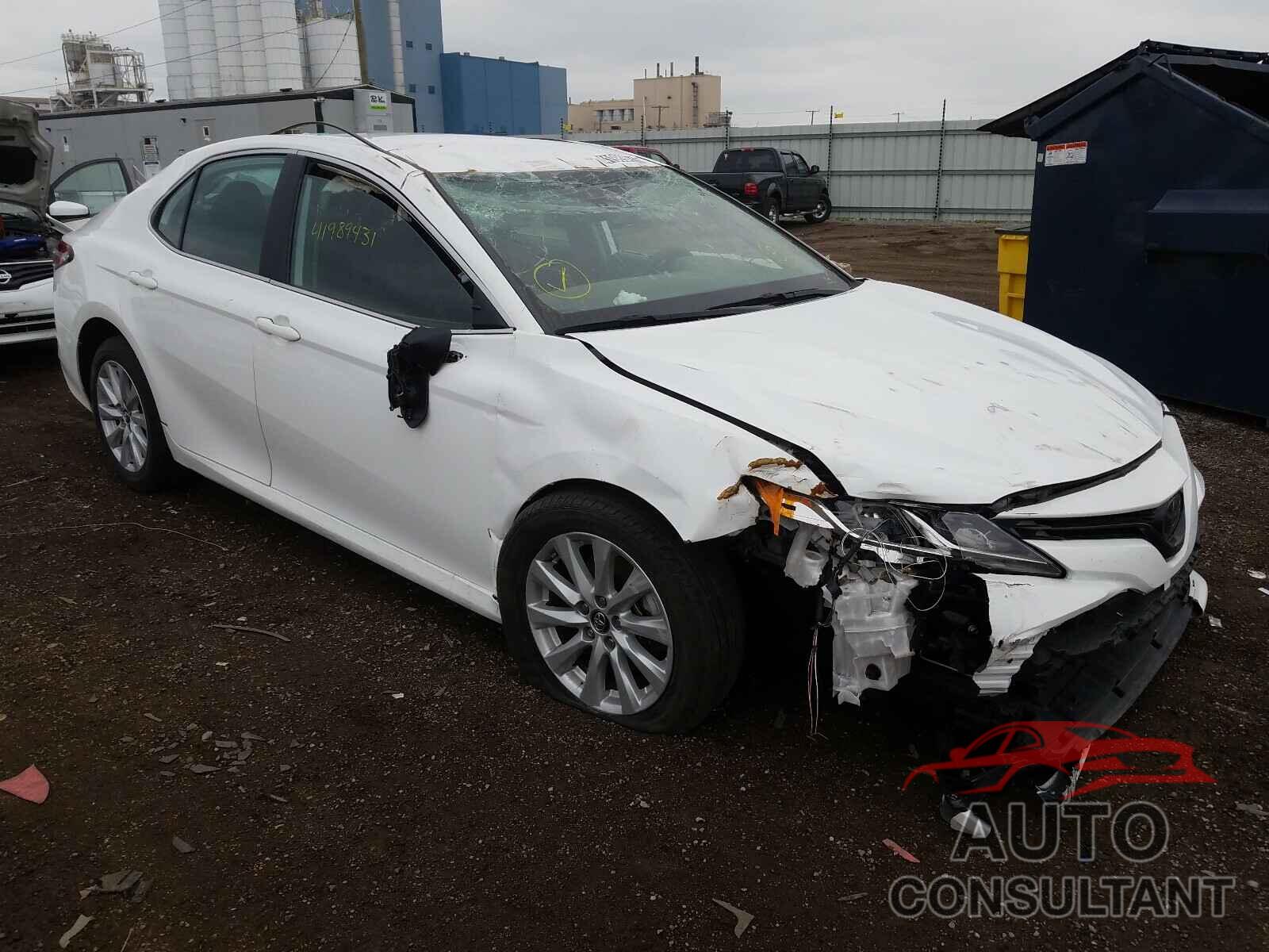 TOYOTA CAMRY 2019 - 4T1B11HK1KU267916