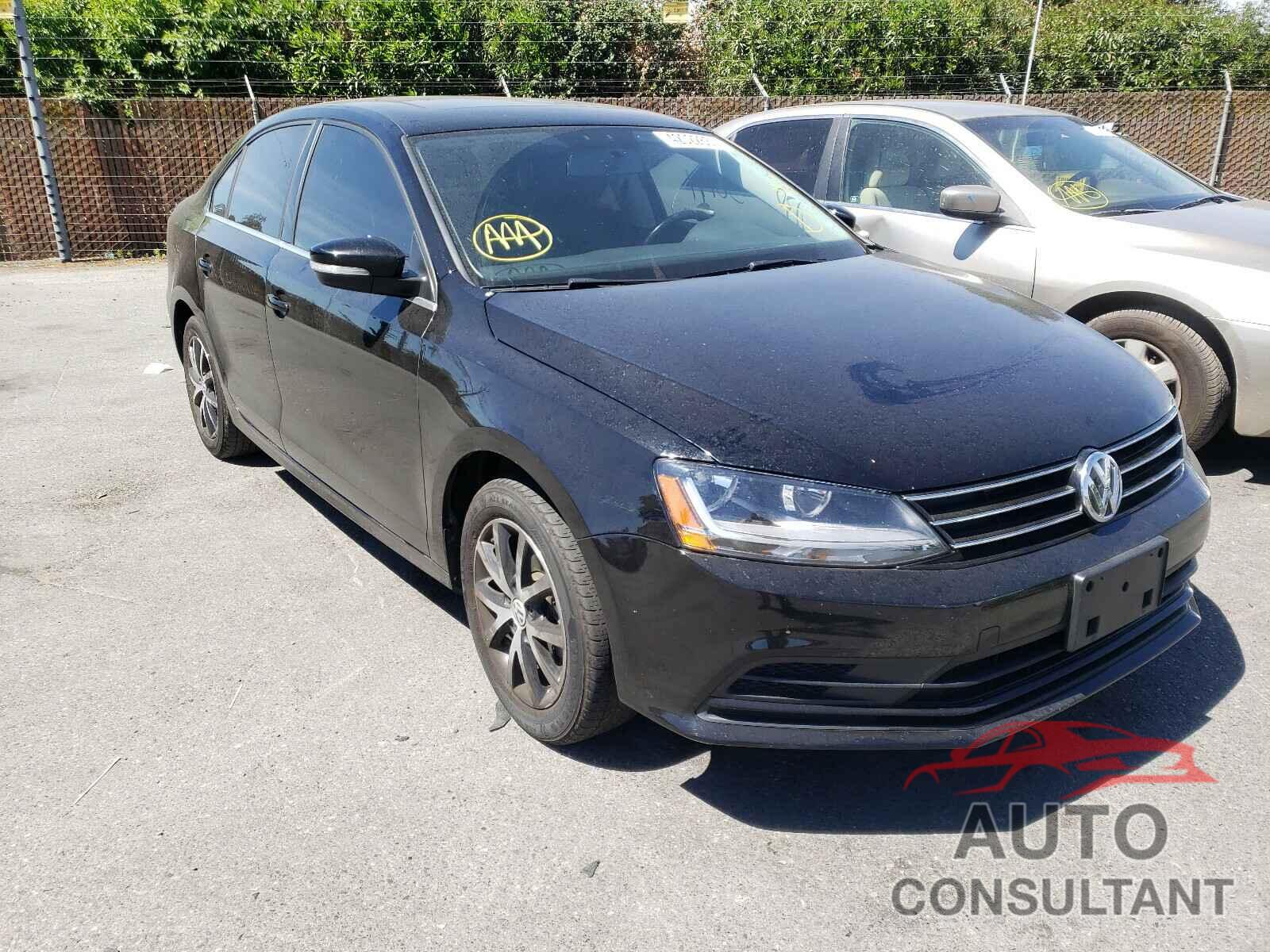 VOLKSWAGEN JETTA 2018 - 3VWDB7AJ4JM259646