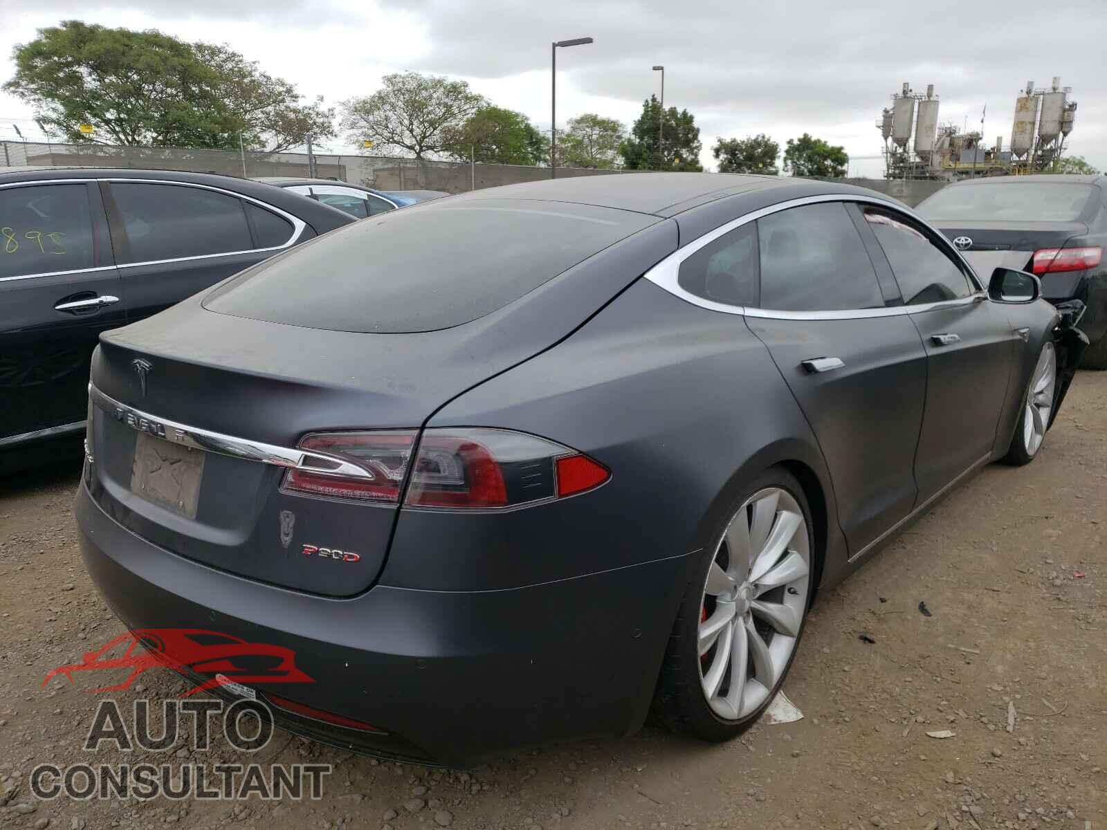 TESLA MODEL S 2016 - 5YJSA1E46GF142484