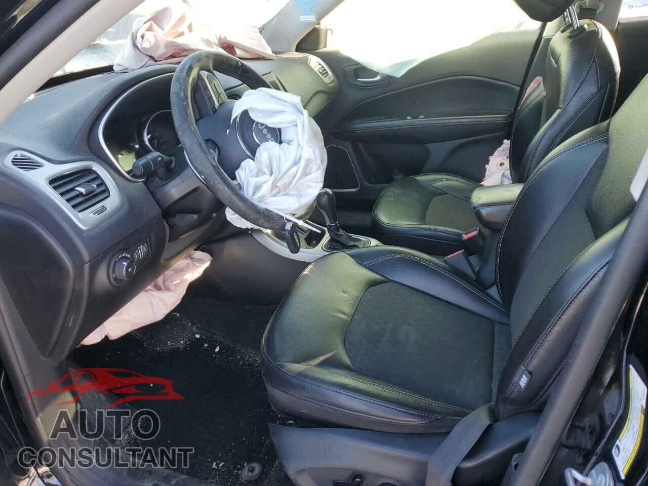 JEEP COMPASS 2019 - 3C4NJDBB9KT850773