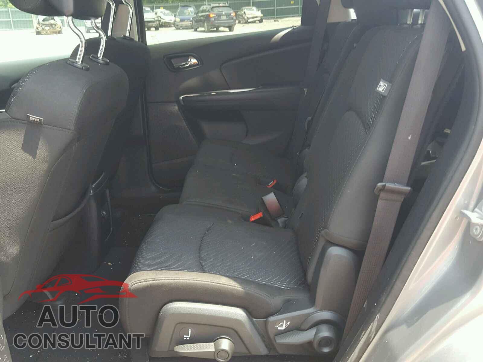 DODGE JOURNEY SE 2017 - 3C4PDCAB5HT528295