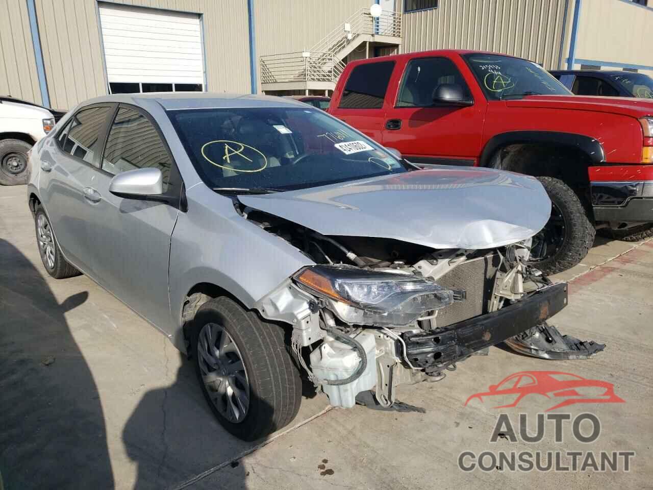 TOYOTA COROLLA 2018 - 5YFBURHE1JP747664