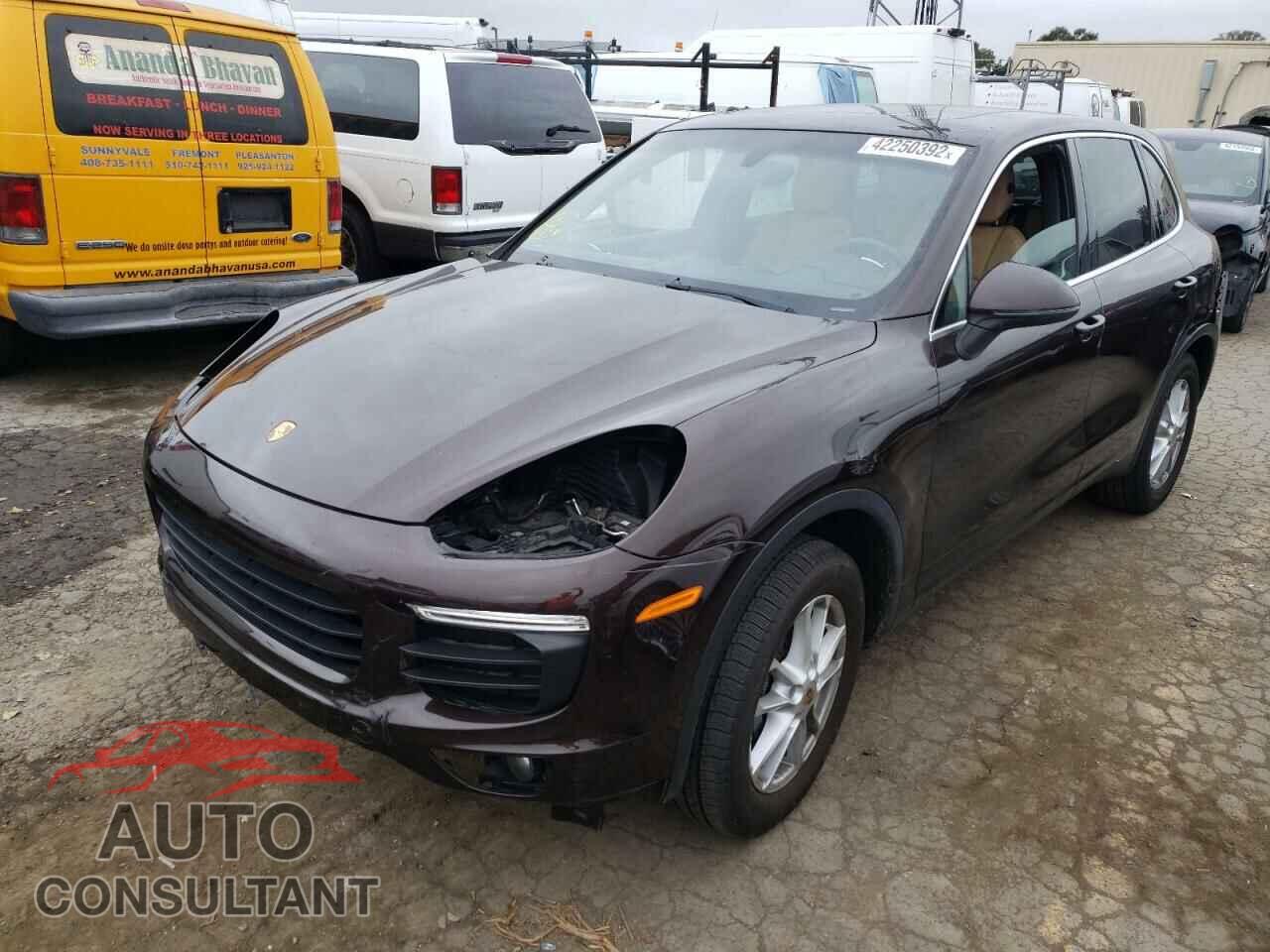 PORSCHE CAYENNE 2017 - WP1AA2A23HKA89526