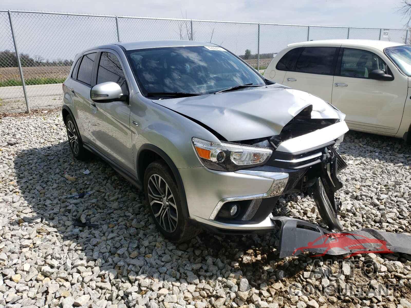 MITSUBISHI OUTLANDER 2018 - JA4AR3AW0JU002785