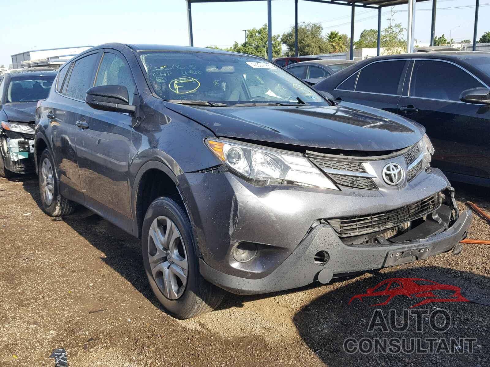 TOYOTA RAV4 LE 2015 - JTMZFREV7FJ043736