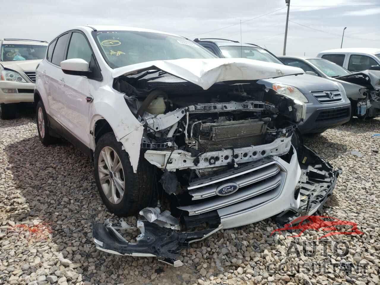 FORD ESCAPE 2017 - 1FMCU9GD5HUE39323