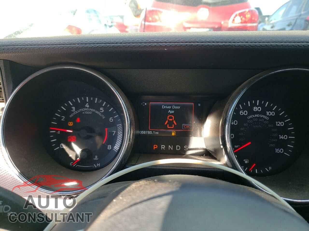 FORD MUSTANG 2015 - 1FA6P8TH2F5418356