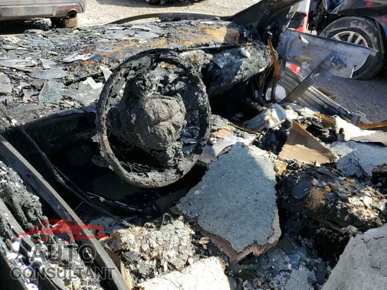 TESLA MODEL 3 2023 - 5YJ3E1EA4PF583707