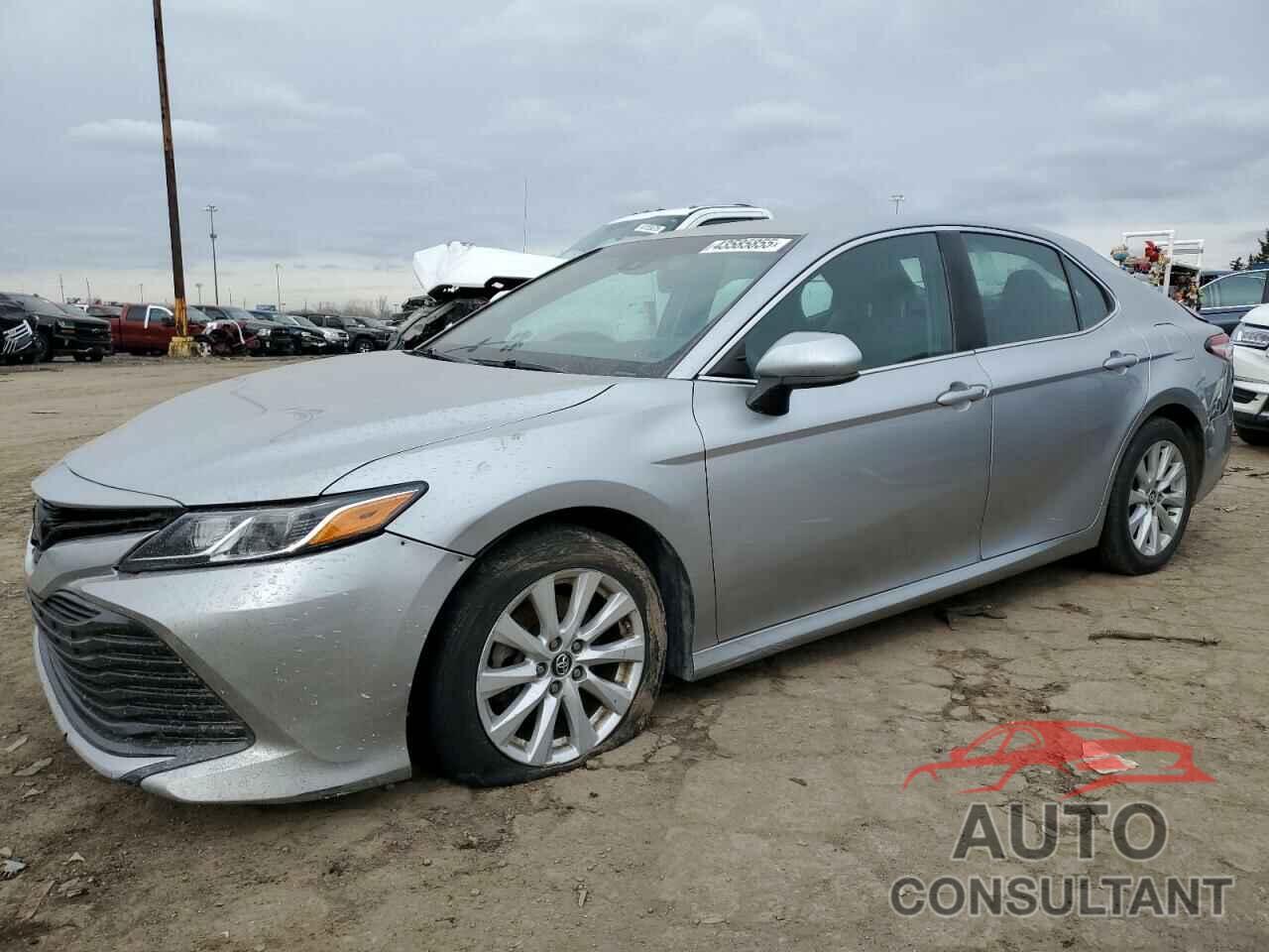 TOYOTA CAMRY 2018 - 4T1B11HK8JU080655