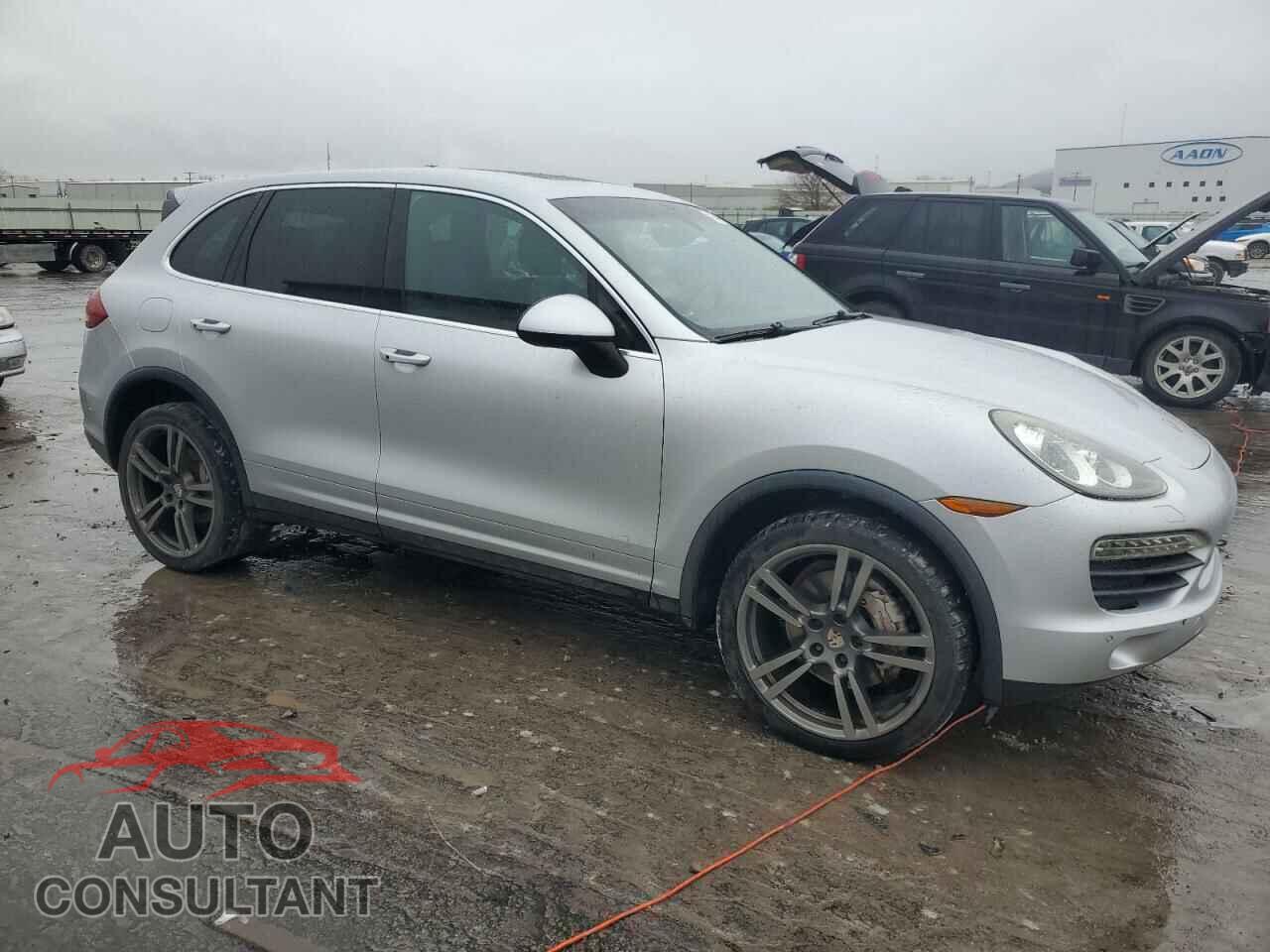 PORSCHE CAYENNE 2011 - WP1AB2A20BLA56000