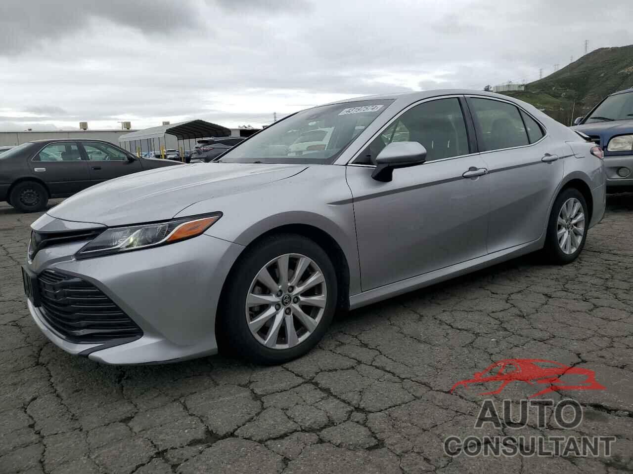 TOYOTA CAMRY 2018 - JTNB11HK9J3037514