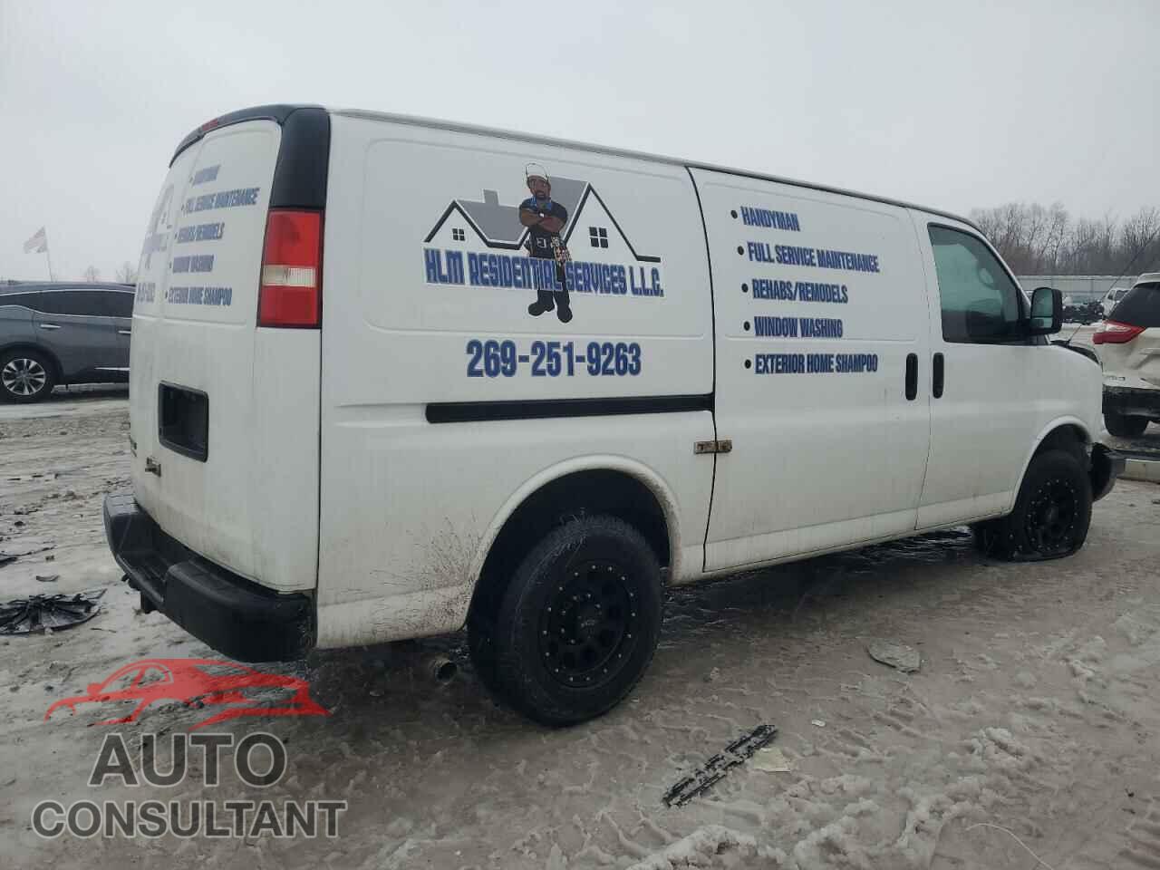 CHEVROLET EXPRESS 2011 - 1GCWGFCA5B1134674