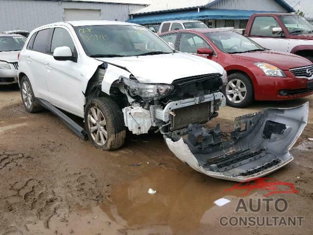 MITSUBISHI OUTLANDER SPORT ES 2015 - 4A4AP3AU1FE001956
