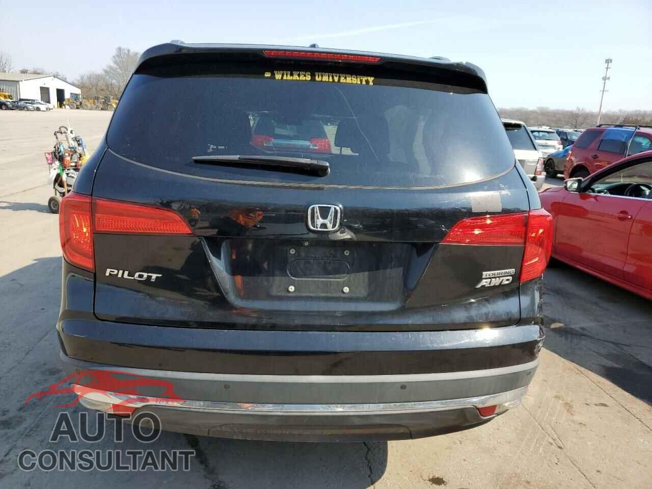 HONDA PILOT 2017 - 5FNYF6H91HB002764