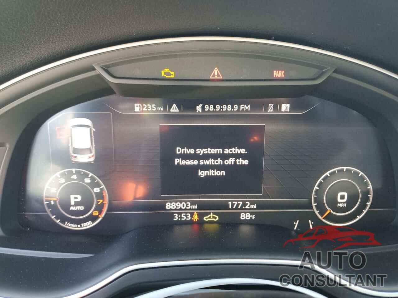AUDI Q7 2018 - WA1VAAF72JD050173